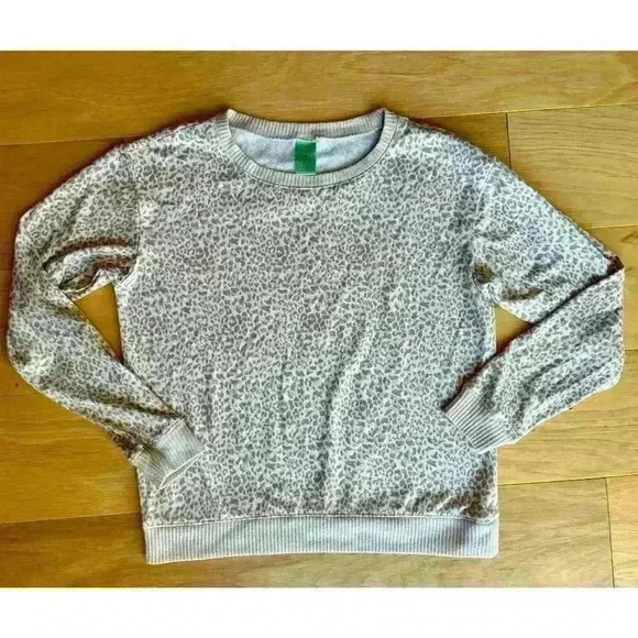 Honey Dew Plush Cheetah Long Sleeve Shirt size Small - Picture 1 of 6